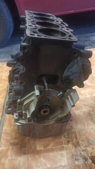 Prodej polomotoru T5 - 4