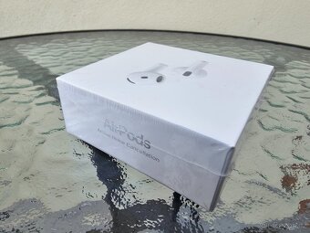 AirPods 4 ANC - 4