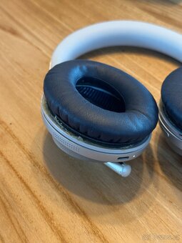Bezdrátová sluchátka Bose Noise Cancelling 700 HP - 4