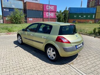 Renault Megane 1.6 i - 4