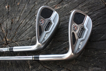 WEDGE značky WILSON 52° + 56° - 4