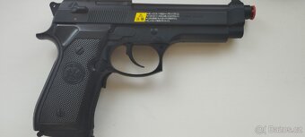 Airsoftová zbraň M92F - 4
