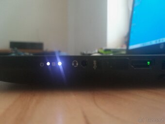 HP notebok - 4