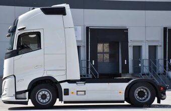 Volvo Tahač návěsu FH 500 Aero - 4