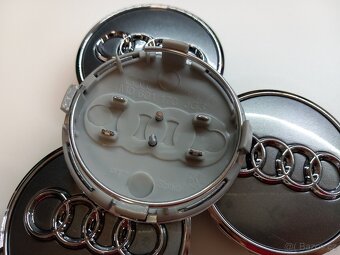 Středové krytky Audi 61x58mm, Stříbrná - 4