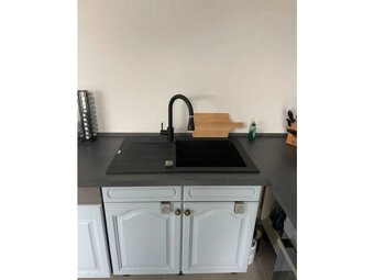 Kuchyňská linka z masivu se zánovními spotřebiči,5612 - 4