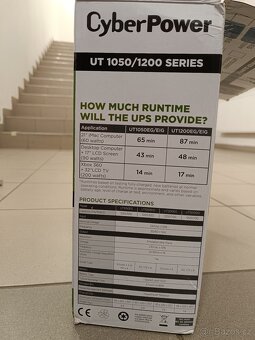 Záložní CyberPower UT1050/1200OEG - 4