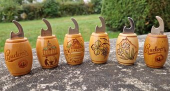 Pojďme na houby,vláček,kývací šáša,soudkové otvíráky aj. - 4