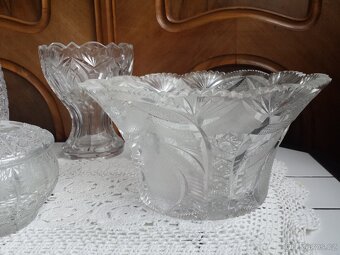 Starožitné broušené sklo - 4