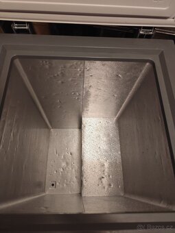 Pultovy menší mrazák - 4