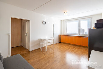 Pronájem bytu 1+kk, Sosnovecká, Troja, 15000 Kč/měs, 28 m2 - 4