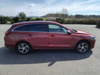 Hyundai i30 combi, r.v. 2023, 1.majitel, garážované - 4