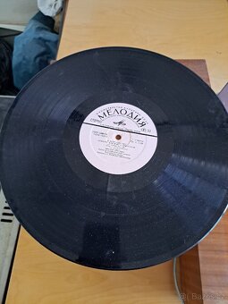 Tesla gramofon s reproduktory - 4