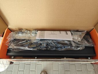 Výsuvný držák full-motion mount 32"-55" - 4