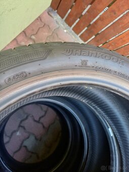 Prodám sadu letních pneu 255/40ZR19 Hankook - 4