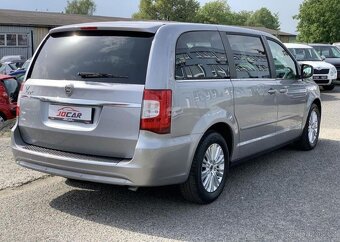 Lancia Voyager 2.8 CRD AUTOMAT 7 MÍST KŮŽE automat 130 kw - 4
