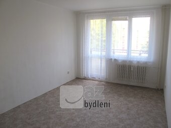 Zděný 2+1 s balkonem, všechna okna na jih, Tábor - Kopeček - 4