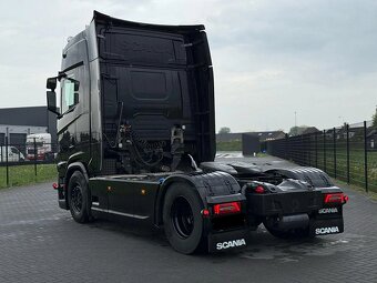 Scania S500 - tahač návěsů s kompresorem - 4