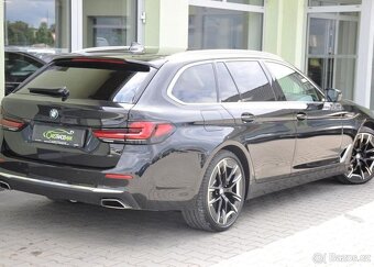 BMW Řada 5 530d xD LUXURY ZÁRUKA LASER - 4