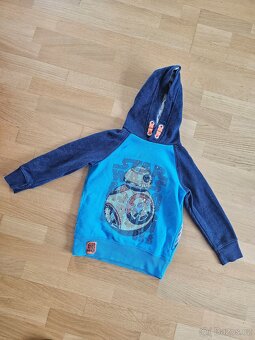 Tepláková souprava STAR Wars, robot BB-8, vel. 122 - 4