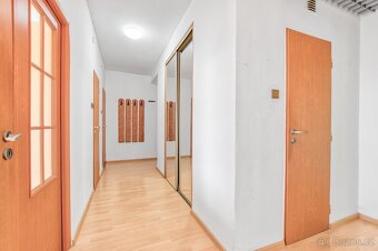Prostorný byt 3+1 s lodžií v klidné části Příbora - 4