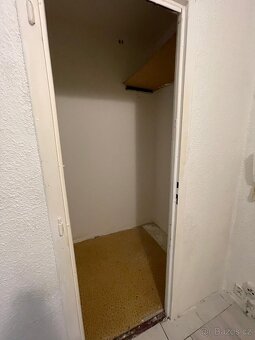 Prodej bytu v OV, 2+1 s balkonem, Mojžíř - 4