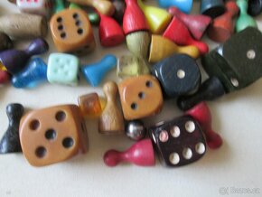 Hra DOMINO a hrací kostky a figurky - 4