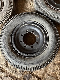 Disky s pneu 8,25-20 - 4