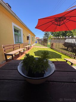 Chalupa se zahradou 403m2 - 4