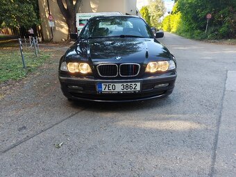 BMW E46 318i, rok 2000 - 4