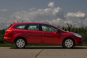 Ford Focus Kombi 1.0 EcoBoost Trend 74kw M/T - 4