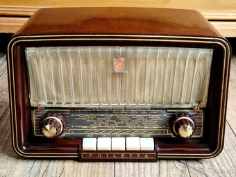 Staré rádio Philips Philetta B2D93U, 1959-60 - 4