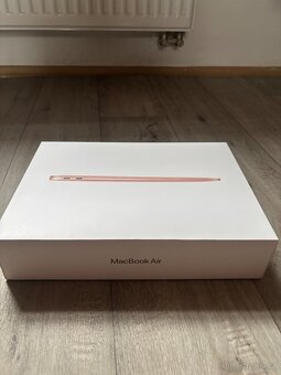 MacBook Air M1 růžový - 4