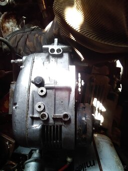 Prodám motor ze starého simsona - 4