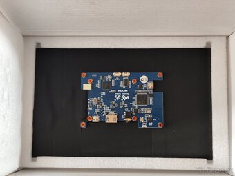 10.1" kapacitní displej Waveshare - 4