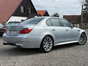 BMW M5 E60 V10 (NUTNO ČÍST-VIDĚT) 2005 ORIG STAV - 4