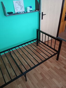 Kovový rám postele s kovovým roštem - 4