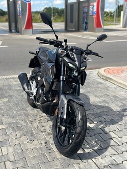 Yamaha MT-125 - 4