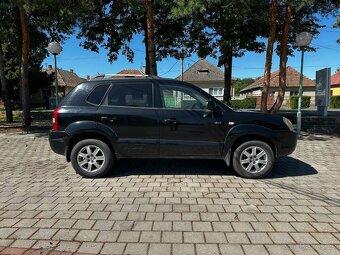 Hyundai Tucson 2.0 CRDi - 4