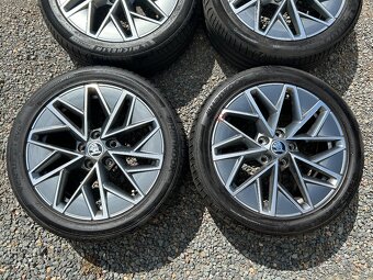 Alu orig letní sada Škoda Pulsar 5x112 7J ET46 225/45 R17 - 4
