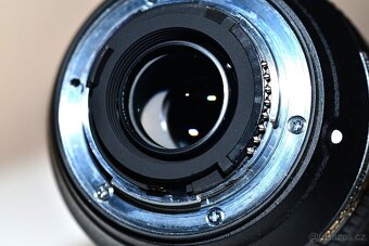 Nikon AF-S 18-140mm f/3,5-5,6G ED VR DX Nikkor - 4