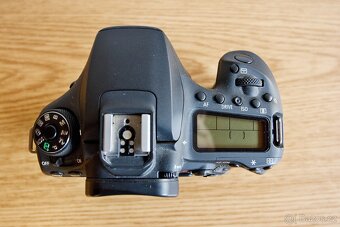 Canon eos 90D - 4
