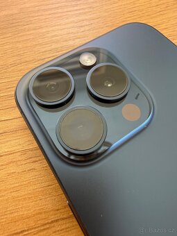 Apple iPhone 15 Pro 256gb Modrý titan - 4