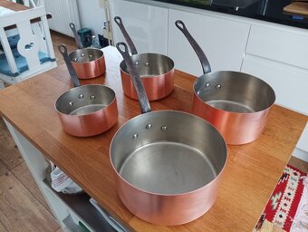 VINTAGE KVALITNÍ MĚDĚNÉ HRNCE TOURNUS FRANCIE 70.LÉTA - 4