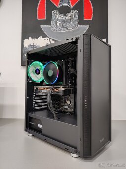 i5 9400, RX 6600 XT, 16GB DDR4 2400MHz, 250GB SSD + 4TB HDD. - 4