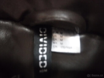 Hnědá zimní dívčí bunda - 4