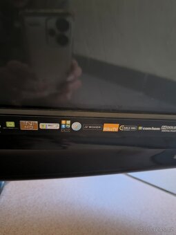 Plně funkční plazma televize 42" Panasonic VIERA TX-P42U10E - 4