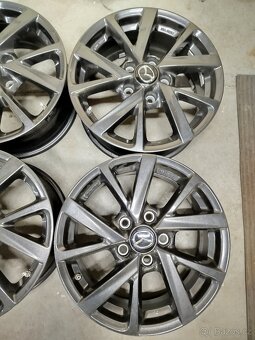 ALU Mazda 5x114,3 6,5J R16 ET45 střed 67mm - 4