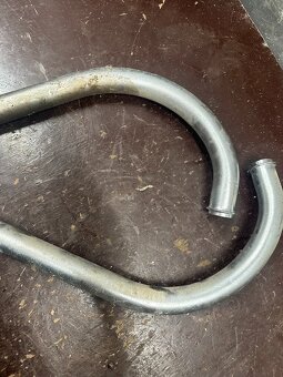 Predám kolená výfuku ČZ 125/355 175/356 malá kývačka - 4