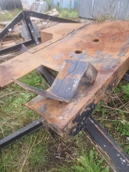 Plechový ochranný kryt na zetor Forterra - 4